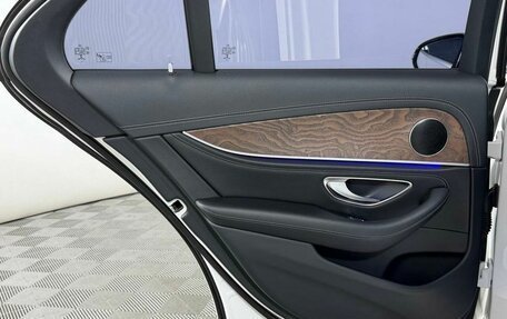 Mercedes-Benz E-Класс, 2016 год, 3 099 000 рублей, 10 фотография