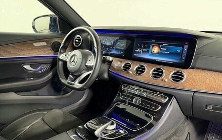 Mercedes-Benz E-Класс, 2016 год, 3 099 000 рублей, 14 фотография