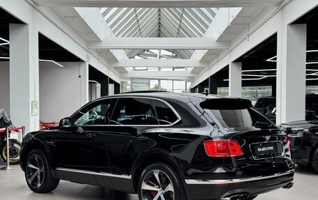 Bentley Bentayga I, 2019 год, 13 690 000 рублей, 12 фотография