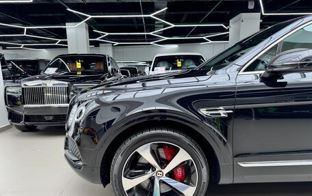 Bentley Bentayga I, 2019 год, 13 690 000 рублей, 15 фотография