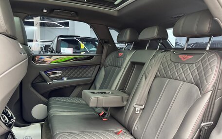 Bentley Bentayga I, 2019 год, 13 690 000 рублей, 25 фотография