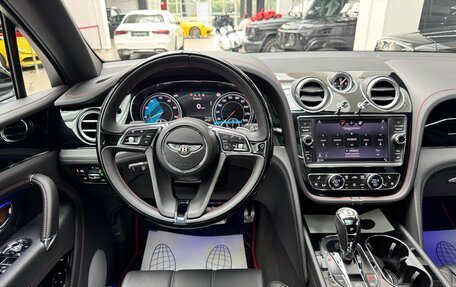 Bentley Bentayga I, 2019 год, 13 690 000 рублей, 27 фотография