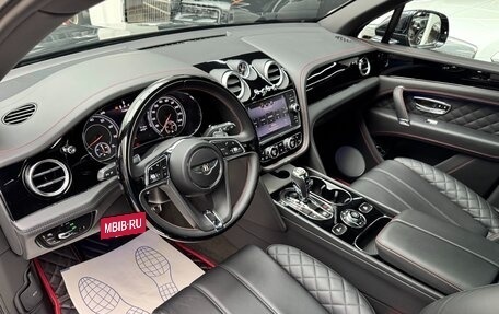 Bentley Bentayga I, 2019 год, 13 690 000 рублей, 16 фотография