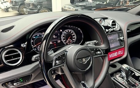 Bentley Bentayga I, 2019 год, 13 690 000 рублей, 17 фотография