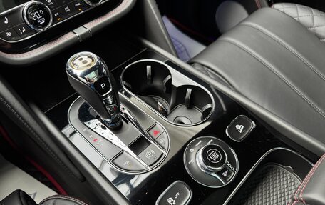 Bentley Bentayga I, 2019 год, 13 690 000 рублей, 30 фотография