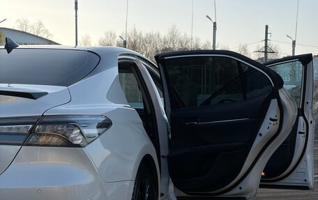 Toyota Camry, 2021 год, 3 480 000 рублей, 7 фотография