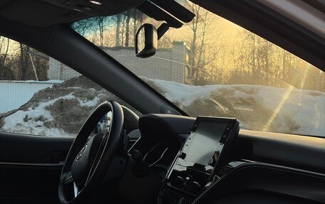 Toyota Camry, 2021 год, 3 480 000 рублей, 9 фотография