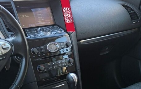 Infiniti QX70, 2017 год, 2 900 000 рублей, 5 фотография