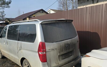 Hyundai H-1 II рестайлинг, 2007 год, 1 250 000 рублей, 7 фотография