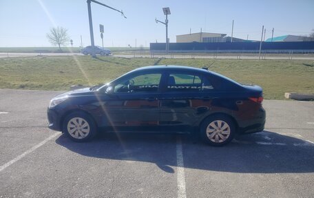 KIA Rio IV, 2020 год, 1 800 000 рублей, 3 фотография