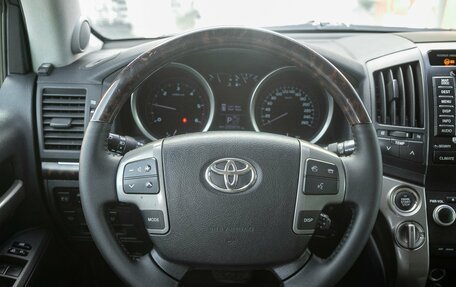 Toyota Land Cruiser 200, 2008 год, 3 498 000 рублей, 17 фотография