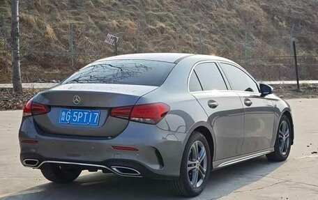 Mercedes-Benz A-Класс, 2022 год, 1 800 000 рублей, 4 фотография