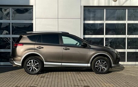 Toyota RAV4, 2017 год, 2 450 000 рублей, 5 фотография