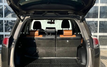 Toyota RAV4, 2017 год, 2 450 000 рублей, 6 фотография