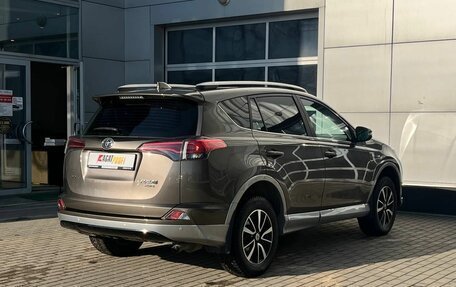Toyota RAV4, 2017 год, 2 450 000 рублей, 4 фотография