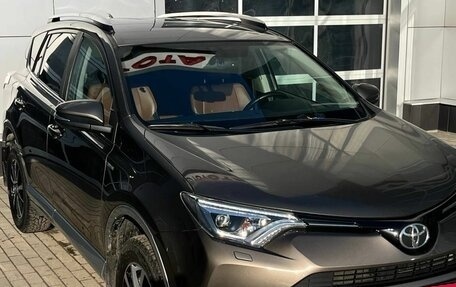 Toyota RAV4, 2017 год, 2 450 000 рублей, 15 фотография