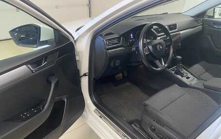 Skoda Superb III рестайлинг, 2019 год, 2 149 000 рублей, 8 фотография