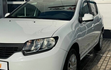 Renault Sandero II рестайлинг, 2016 год, 600 000 рублей, 18 фотография