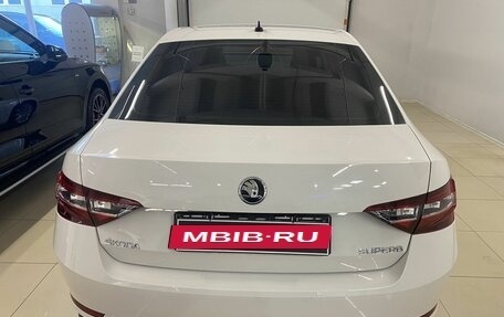 Skoda Superb III рестайлинг, 2019 год, 2 149 000 рублей, 6 фотография