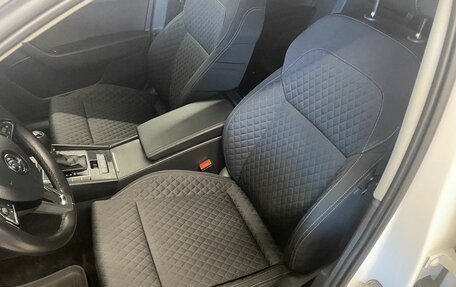 Skoda Superb III рестайлинг, 2019 год, 2 149 000 рублей, 10 фотография