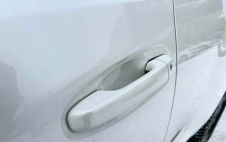 Toyota Land Cruiser Prado 150 рестайлинг 2, 2017 год, 4 950 000 рублей, 21 фотография