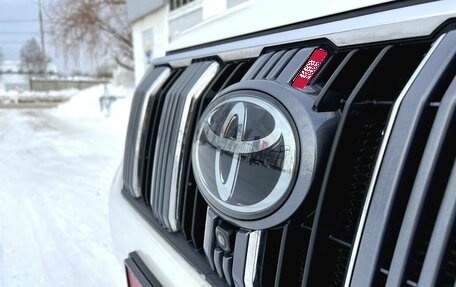 Toyota Land Cruiser Prado 150 рестайлинг 2, 2017 год, 4 950 000 рублей, 20 фотография