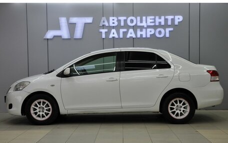 Toyota Yaris III рестайлинг, 2007 год, 699 000 рублей, 3 фотография