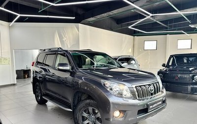 Toyota Land Cruiser Prado 150 рестайлинг 2, 2013 год, 3 090 000 рублей, 1 фотография