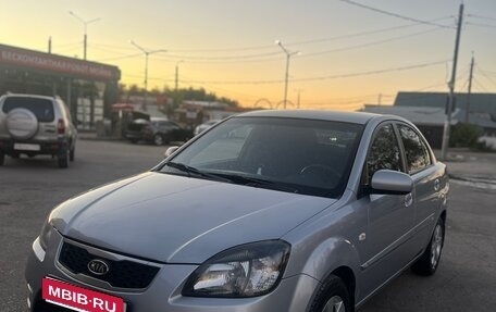 KIA Rio II, 2010 год, 530 000 рублей, 1 фотография