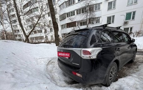 Mitsubishi Outlander III рестайлинг 3, 2012 год, 1 300 000 рублей, 6 фотография