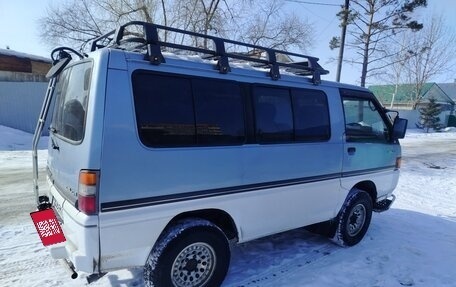 Mitsubishi Delica III, 1991 год, 690 000 рублей, 3 фотография
