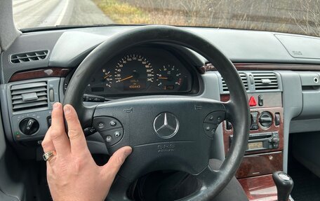 Mercedes-Benz E-Класс, 1999 год, 500 000 рублей, 7 фотография