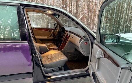 Mercedes-Benz E-Класс, 1999 год, 500 000 рублей, 28 фотография