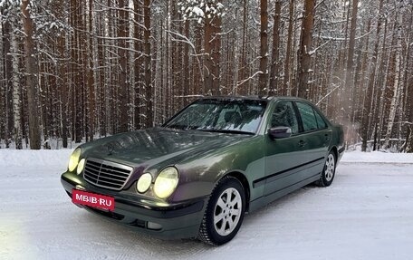 Mercedes-Benz E-Класс, 1999 год, 500 000 рублей, 32 фотография