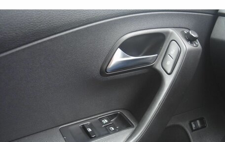 Volkswagen Polo VI (EU Market), 2016 год, 1 099 000 рублей, 17 фотография