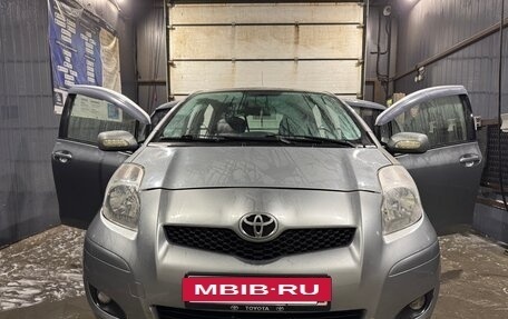 Toyota Yaris III рестайлинг, 2008 год, 650 000 рублей, 11 фотография