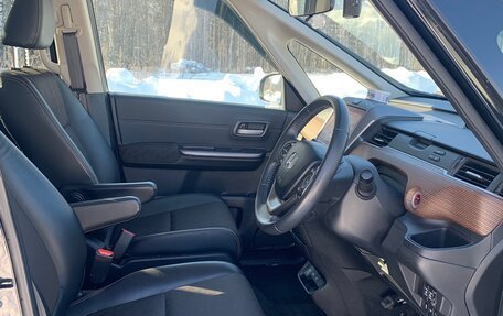 Honda Freed II, 2020 год, 1 800 000 рублей, 28 фотография