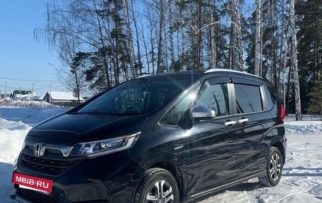 Honda Freed II, 2020 год, 1 800 000 рублей, 32 фотография