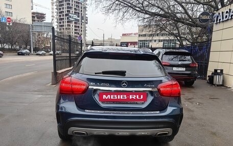 Mercedes-Benz GLA, 2019 год, 3 200 000 рублей, 4 фотография