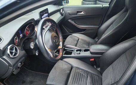 Mercedes-Benz GLA, 2019 год, 3 200 000 рублей, 8 фотография
