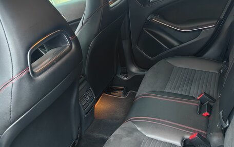 Mercedes-Benz GLA, 2019 год, 3 200 000 рублей, 9 фотография