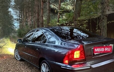Volvo S60 III, 2004 год, 650 000 рублей, 2 фотография