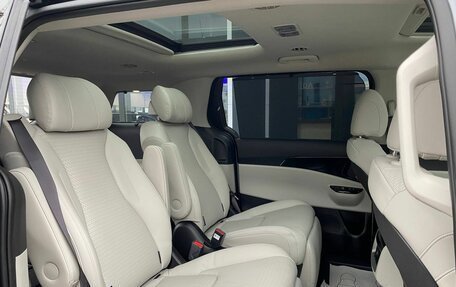 KIA Carnival, 2025 год, 6 990 000 рублей, 15 фотография