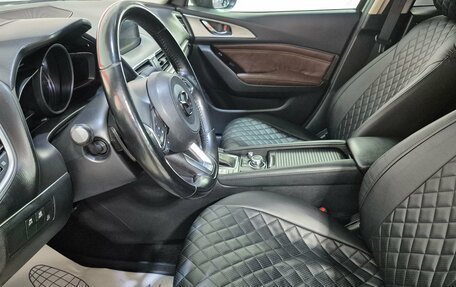 Mazda 3, 2018 год, 1 588 000 рублей, 14 фотография