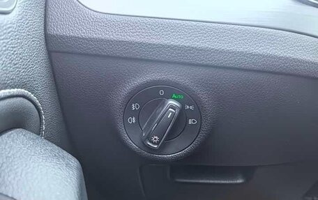 Skoda Superb III рестайлинг, 2023 год, 2 300 000 рублей, 9 фотография