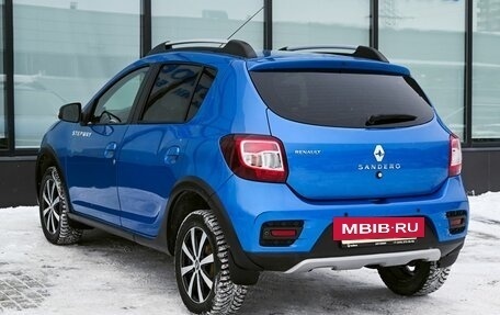 Renault Sandero II рестайлинг, 2015 год, 814 000 рублей, 3 фотография