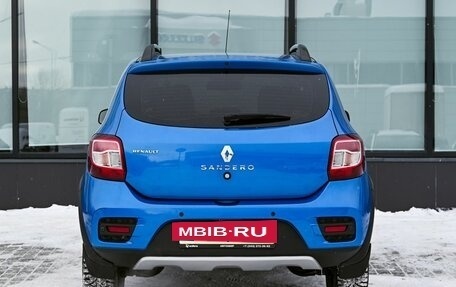 Renault Sandero II рестайлинг, 2015 год, 814 000 рублей, 4 фотография