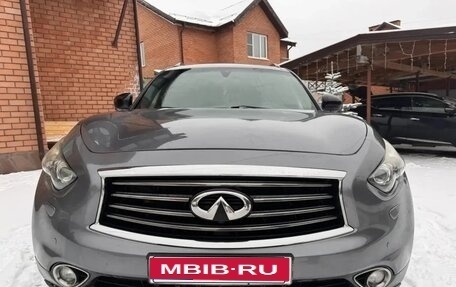 Infiniti QX70, 2015 год, 2 550 000 рублей, 1 фотография