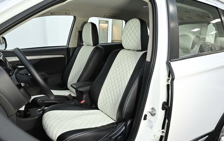 Mitsubishi Outlander III рестайлинг 3, 2016 год, 1 499 000 рублей, 14 фотография