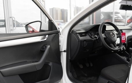 Skoda Octavia, 2018 год, 1 300 000 рублей, 13 фотография